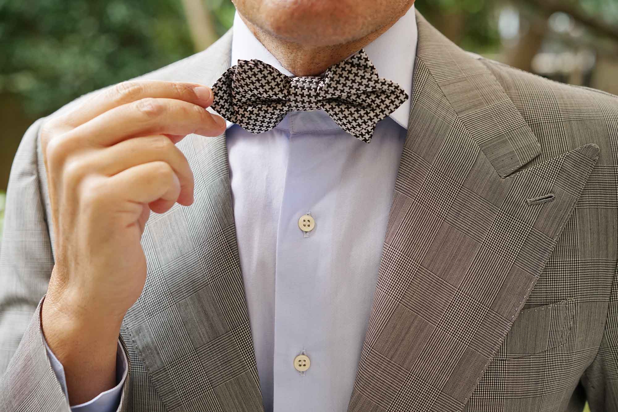 Black & Silver Houndstooth Pattern Diamond Bow Tie