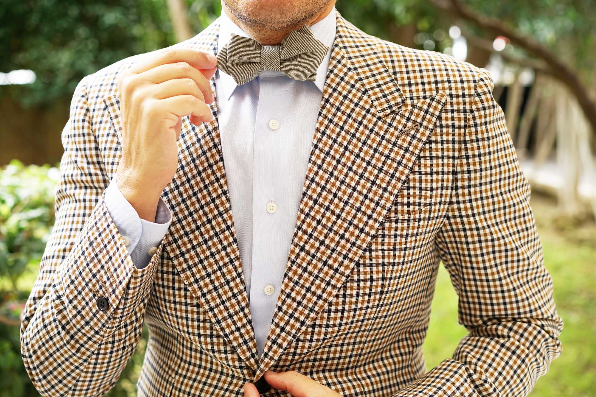 Green & White Twill Stripe Linen Diamond Bow Tie