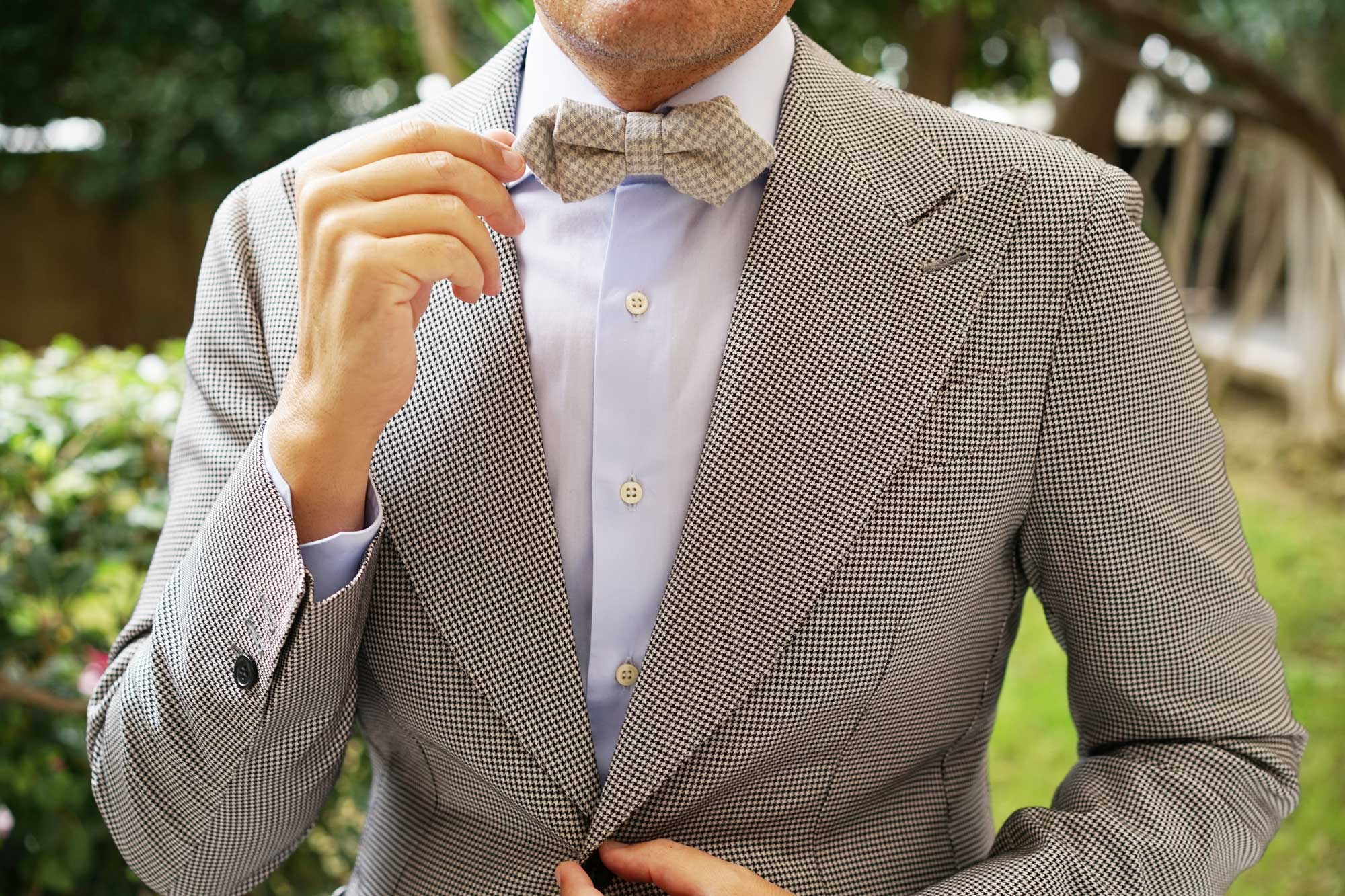 Gray Houndstooth Khaki Linen Diamond Bow Tie