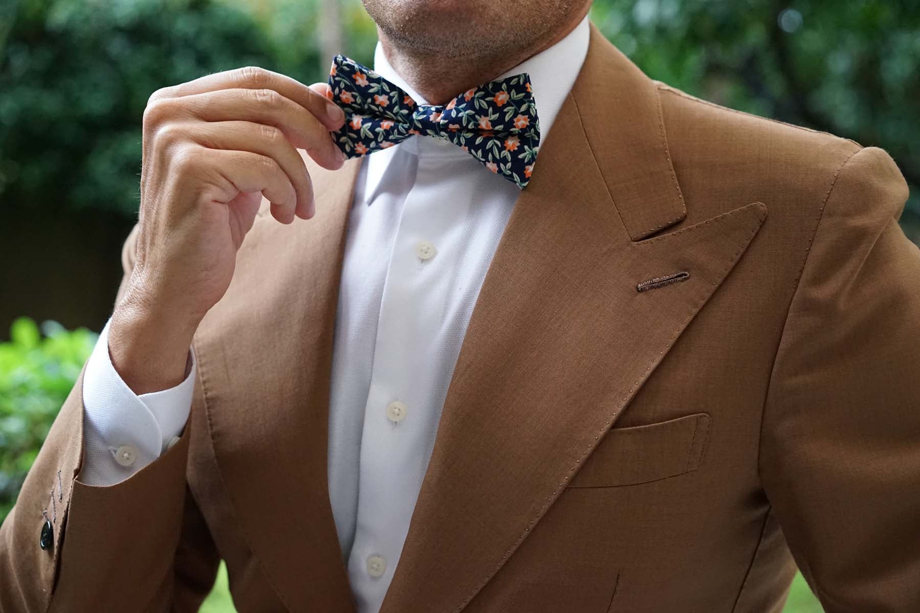 Santo Domingo Floral Bow Tie