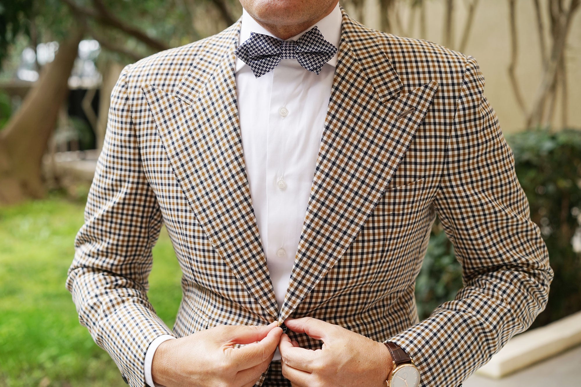 Deep Blue Houndstooth Diamond Bow Tie