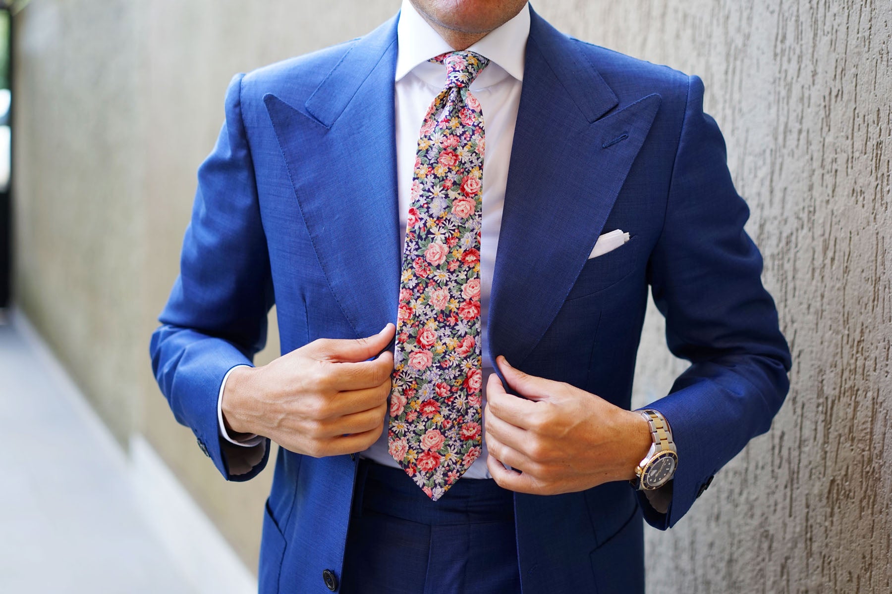 Pink Chrysanthemum Floral Tie