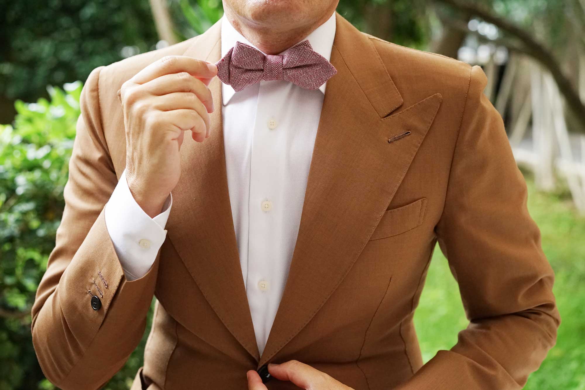 Maroon Herringbone Linen Diamond Bow Tie