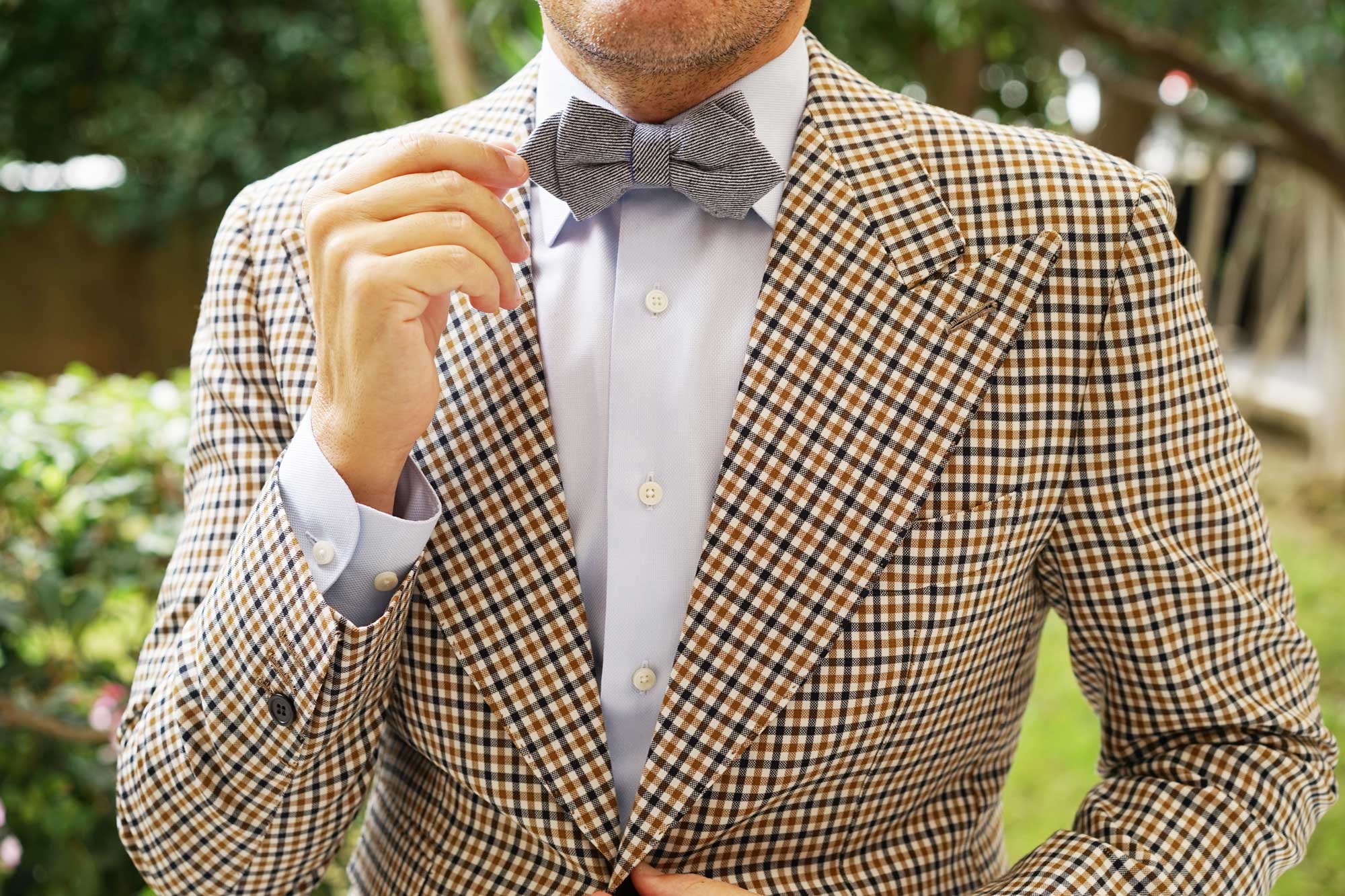 Navy Blue & White Twill Stripe Linen Diamond Bow Tie