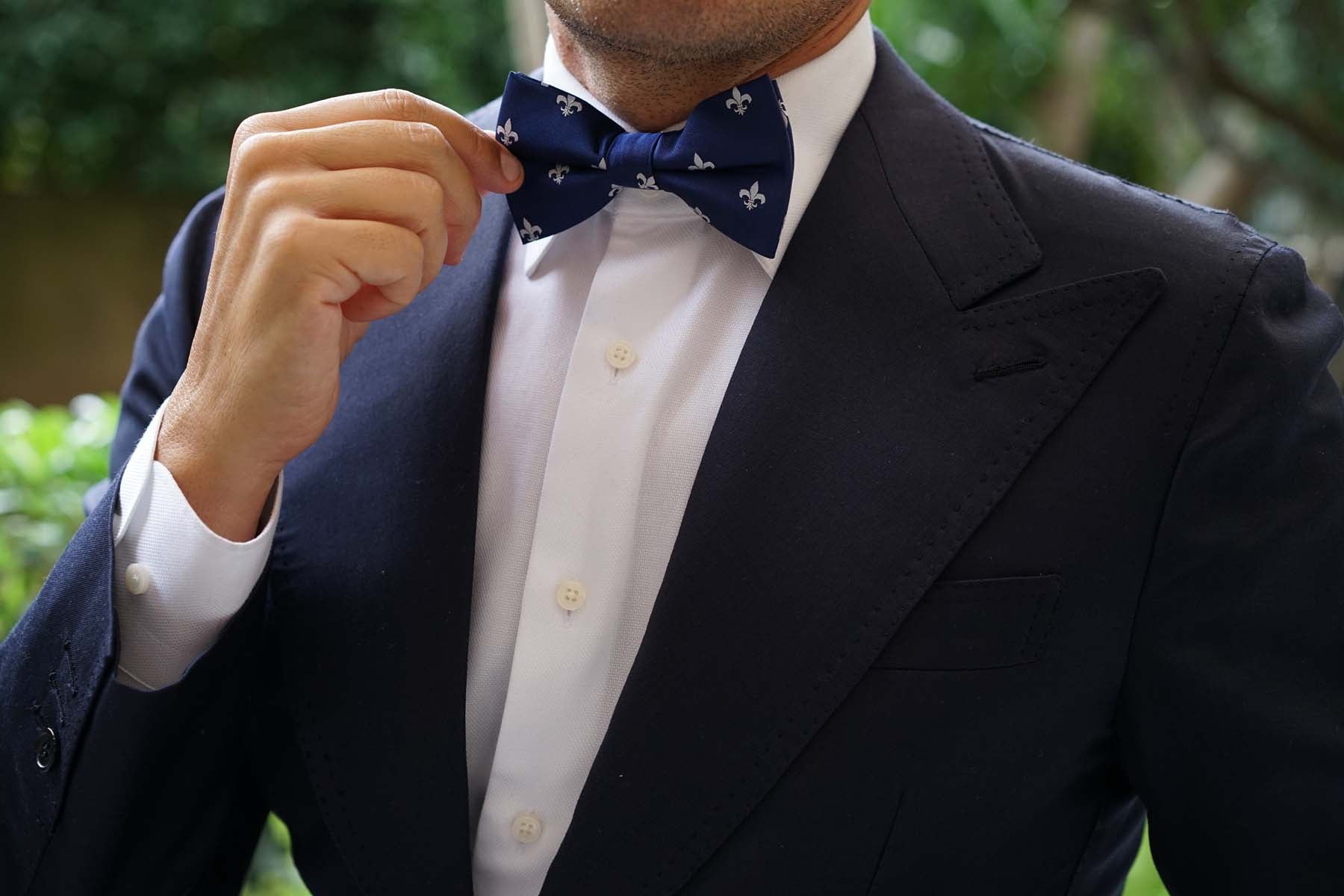 Fleur De Lis Bow Tie