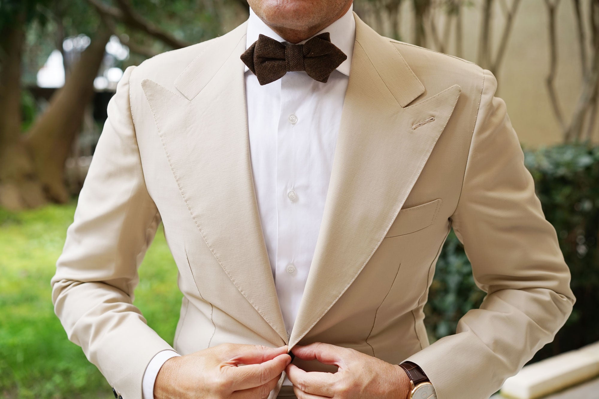 Cinnamon Herringbone Diamond Bow Tie