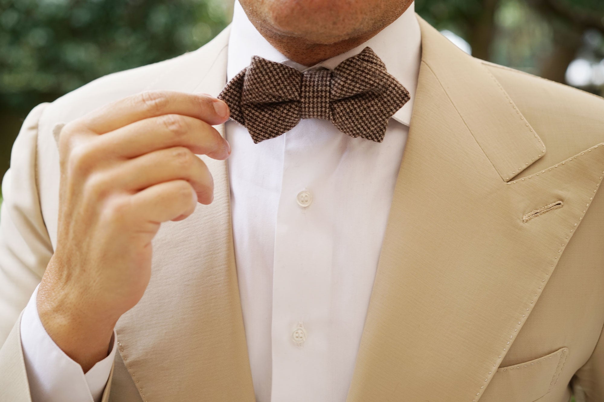 Brown Karakul Houndstooth Wool Diamond Bow Tie