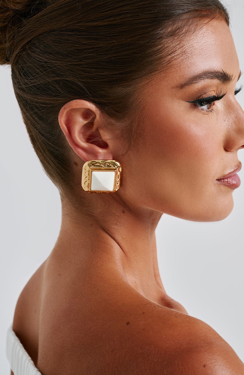 Kennedy Earrings - Ivory/Gold