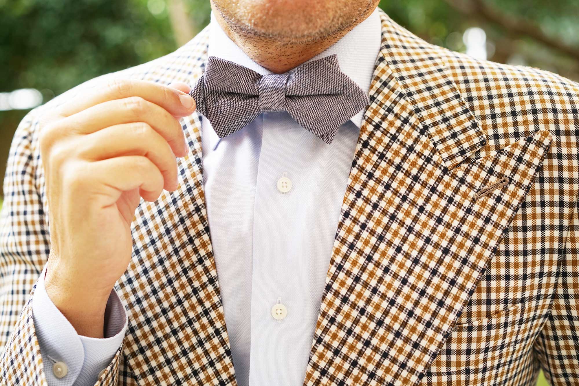 Navy Blue Zig Zag Linen Diamond Bow Tie