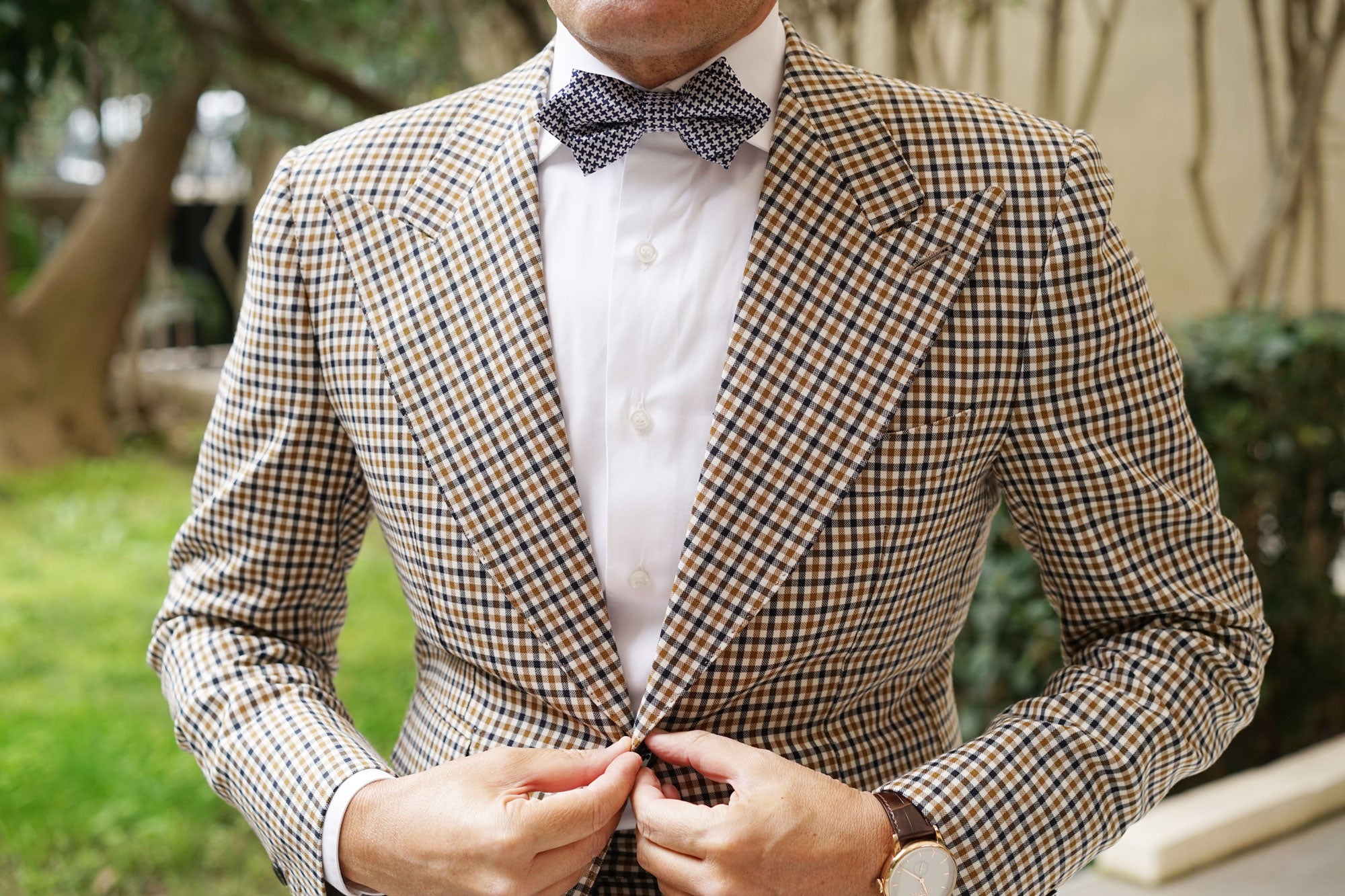 Deep Blue Houndstooth Diamond Bow Tie