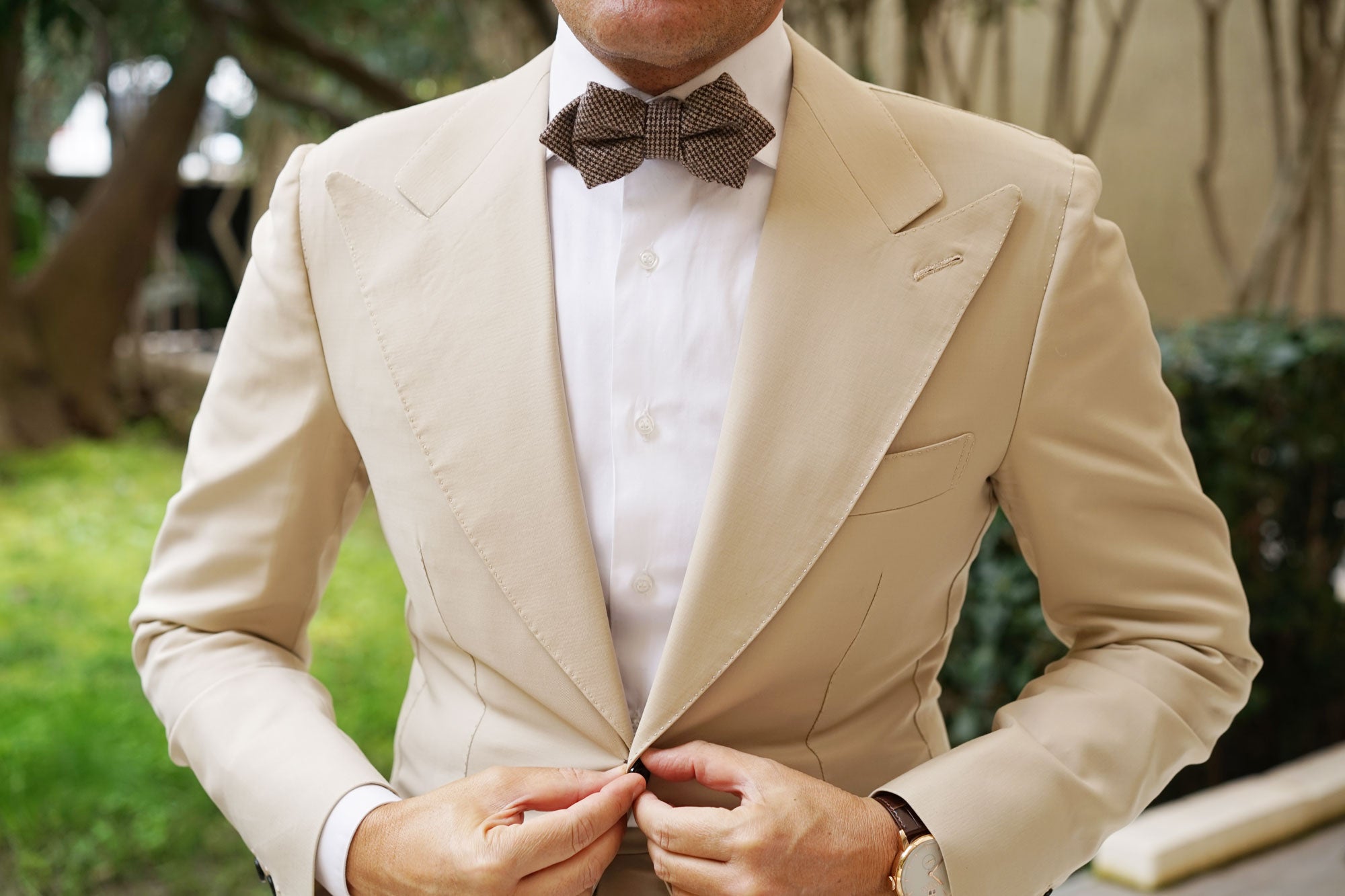 Brown Karakul Houndstooth Wool Diamond Bow Tie