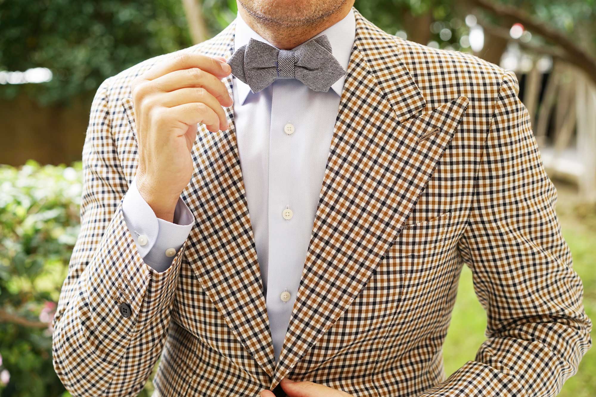 Navy Blue & White Twill Stripe Linen Diamond Bow Tie