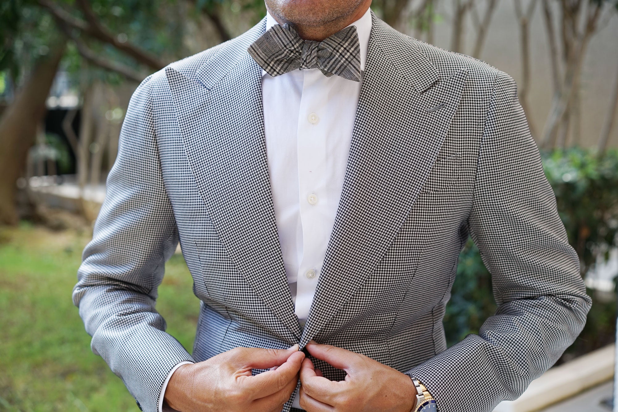 Gray Glenurquhart Linen Diamond Self Bow Tie