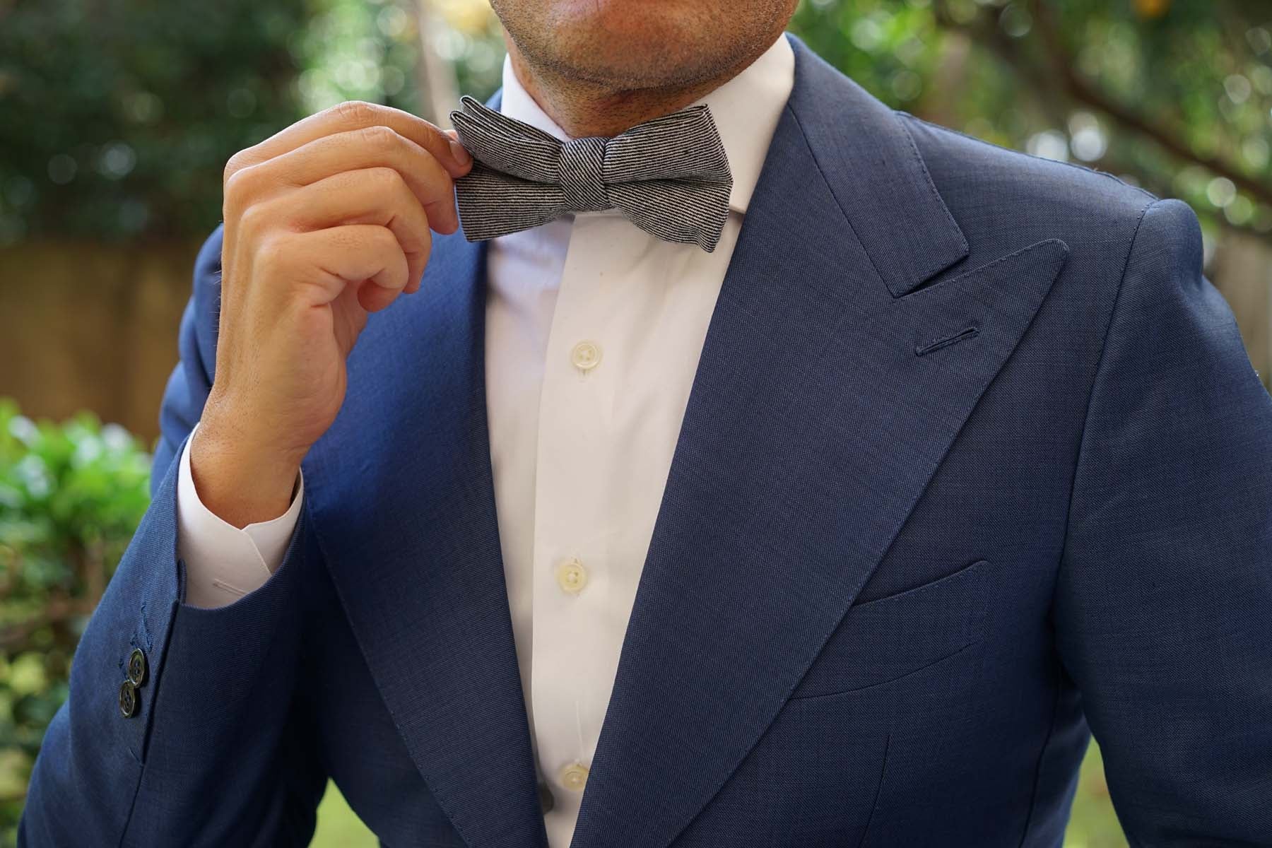 Black & White Twill Stripe Linen Bow Tie