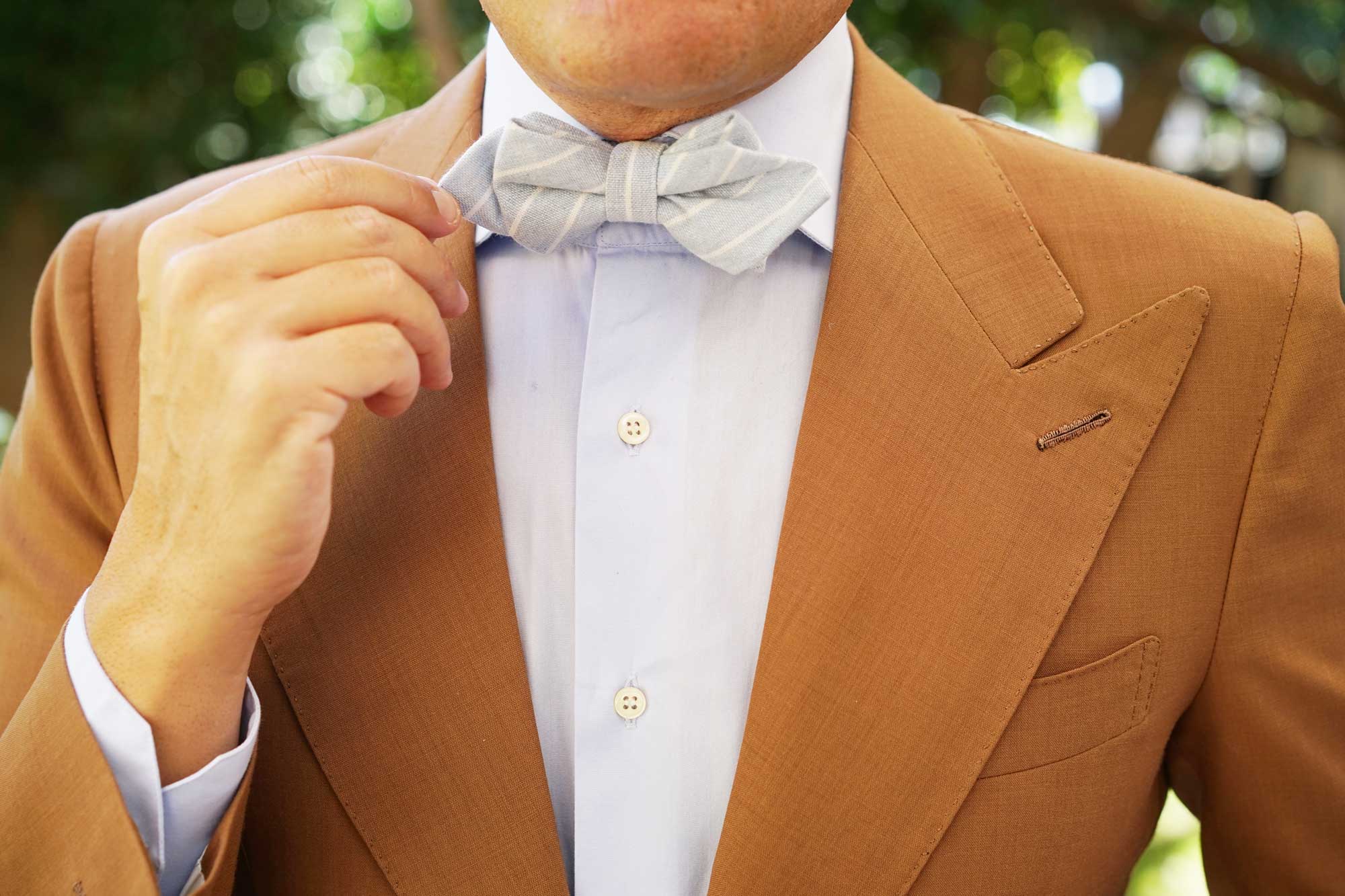 Baby Blue Wide Pinstripe Linen Diamond Bow Tie