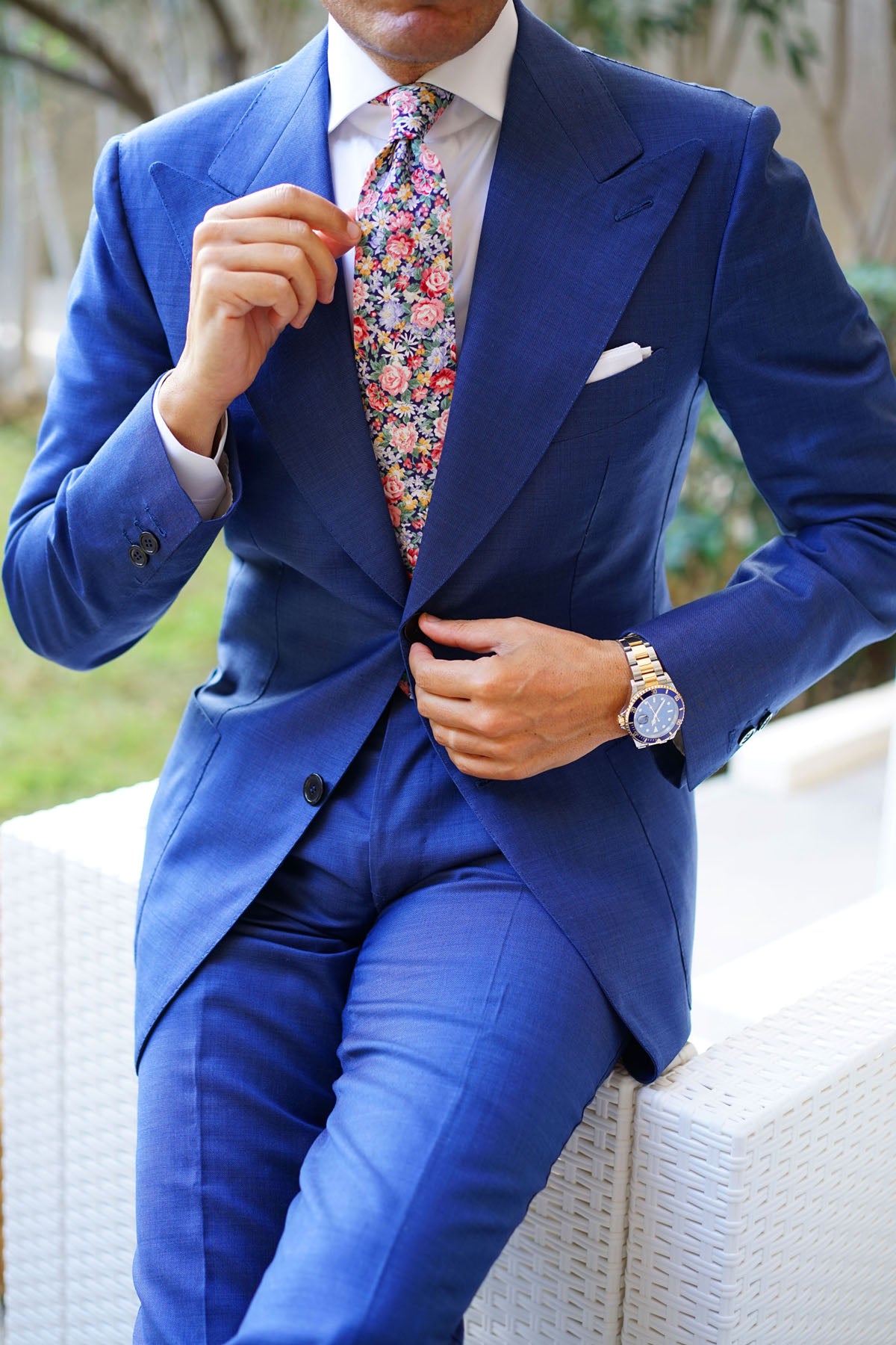 Pink Chrysanthemum Floral Tie