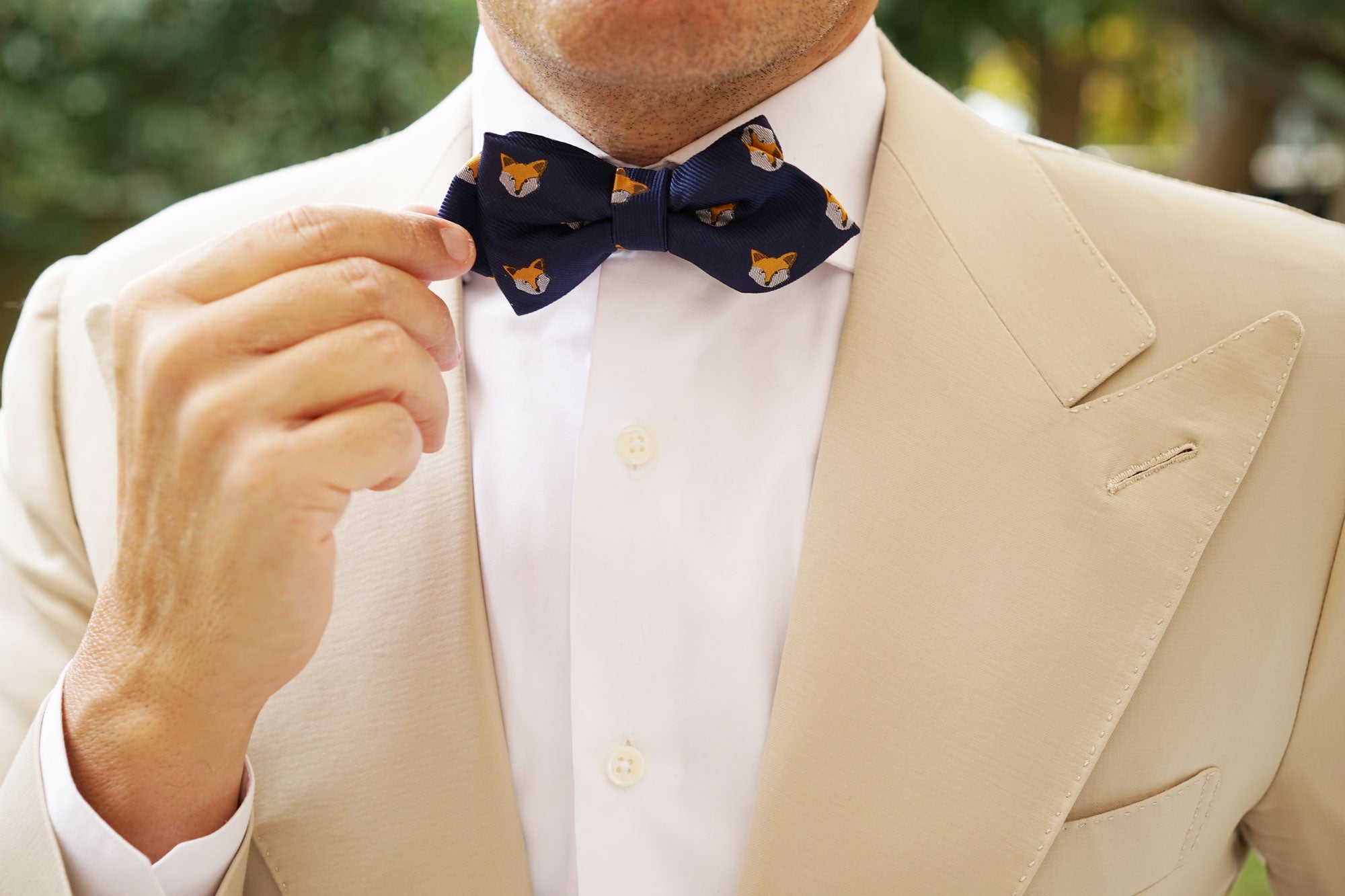 Tibetan Sand Fox Diamond Bow Tie