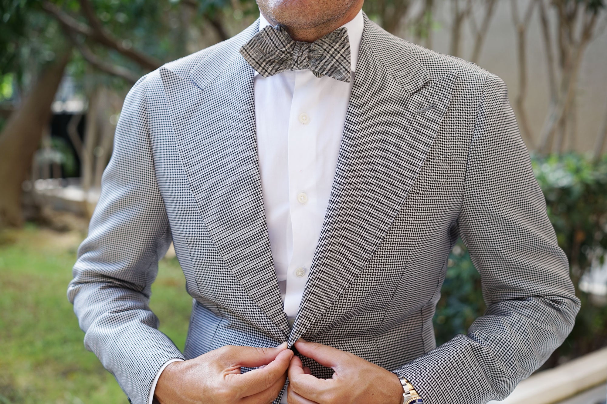 Gray Glenurquhart Linen Diamond Self Bow Tie