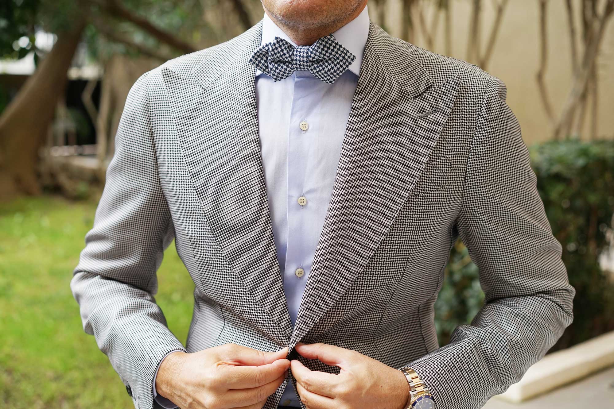 Blue Houndstooth Raw Linen Diamond Bow Tie