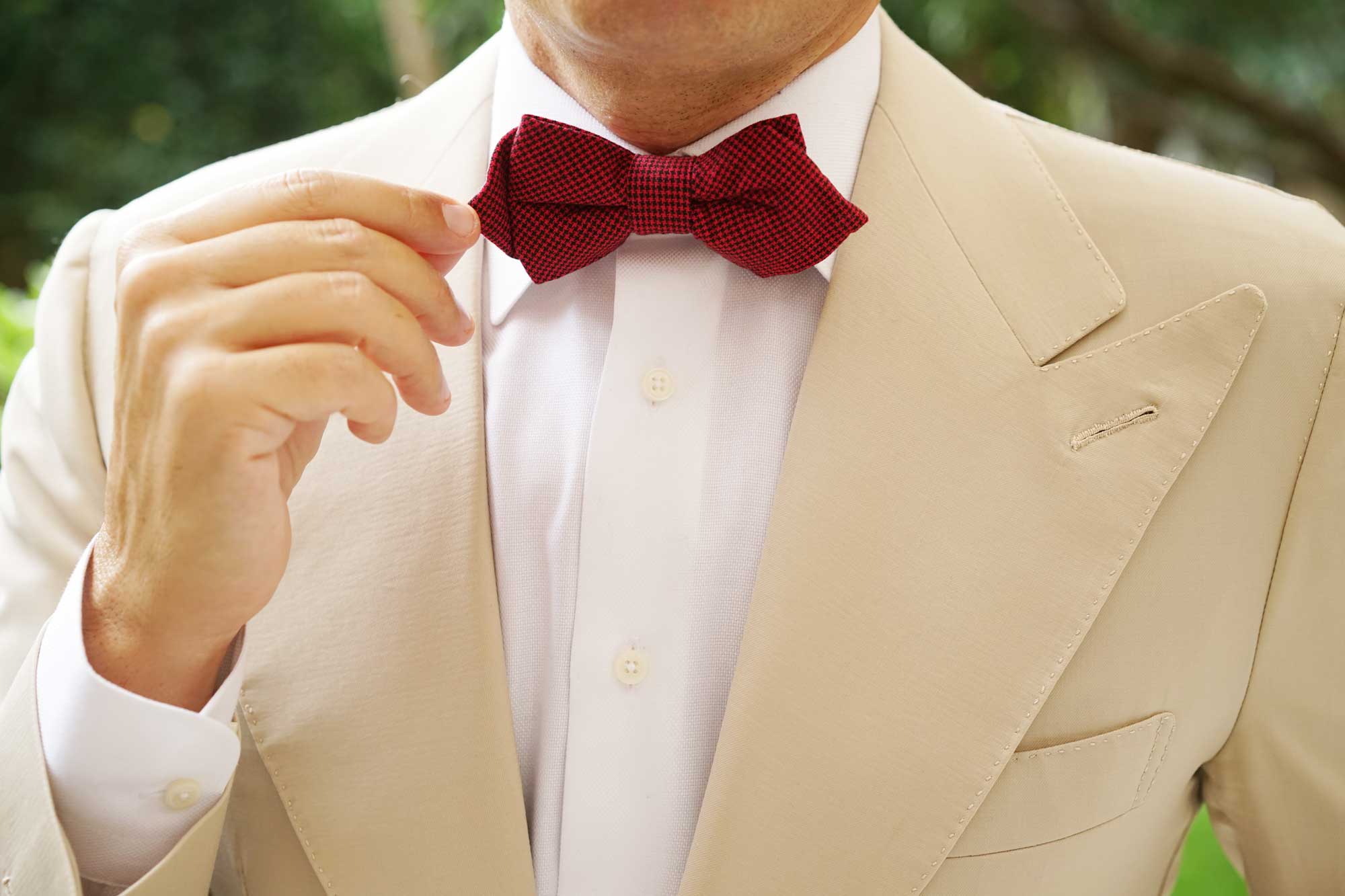 Red & Black Houndstooth Cotton Diamond Bow Tie