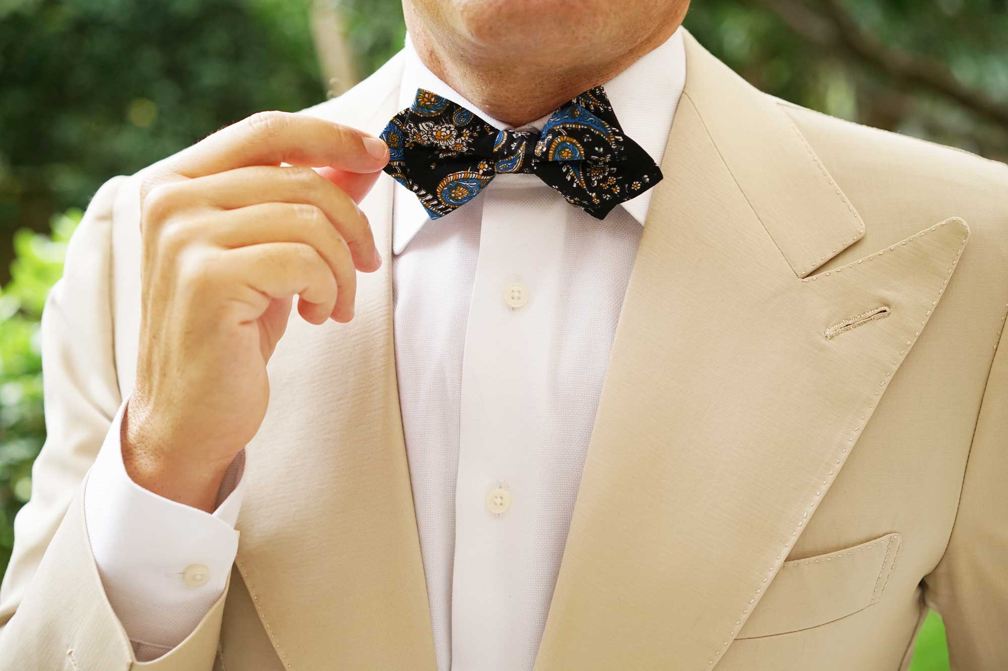 Venetian Lagoon Blue Paisley Diamond Bow Tie