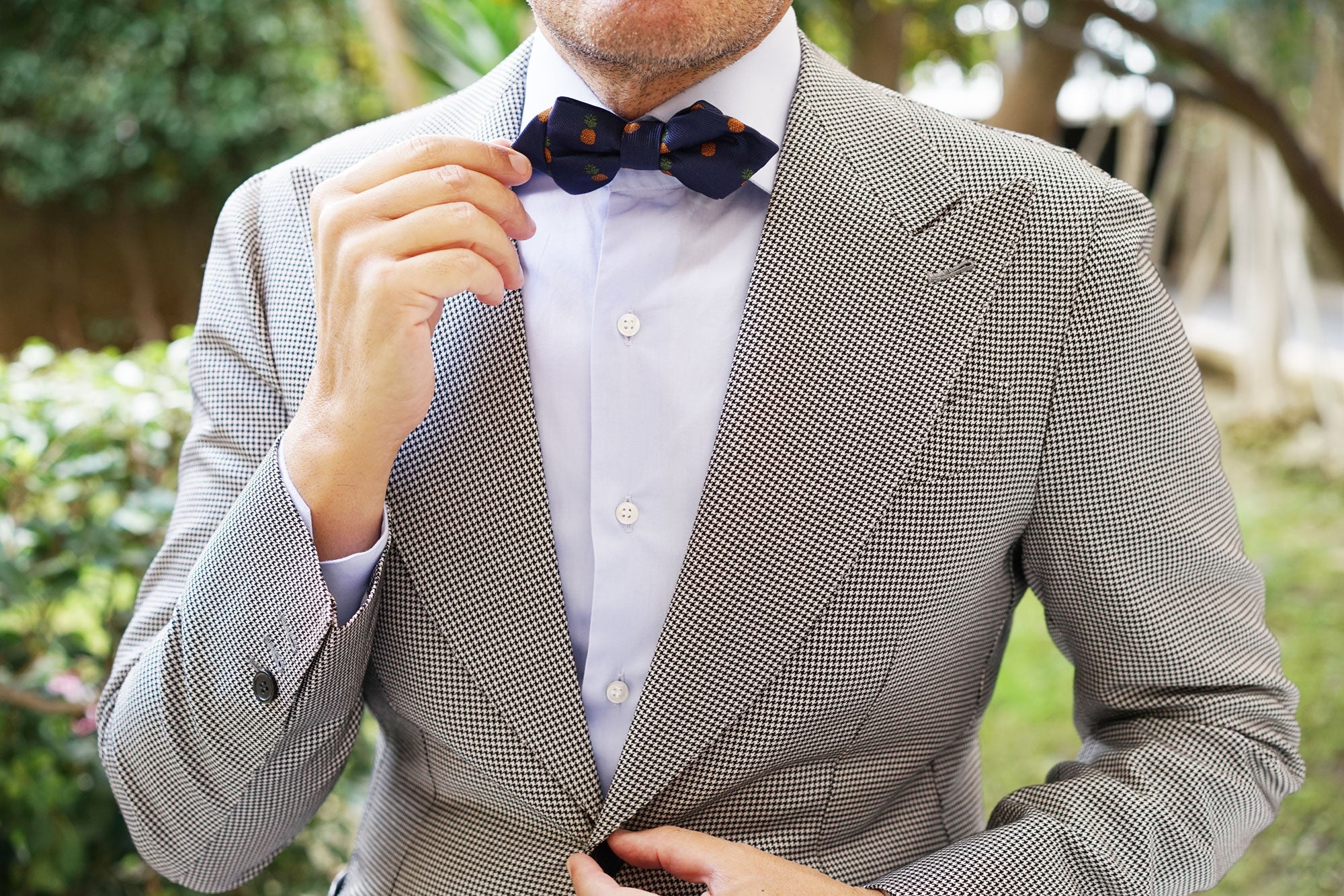 Pineapple Diamond Bow Tie