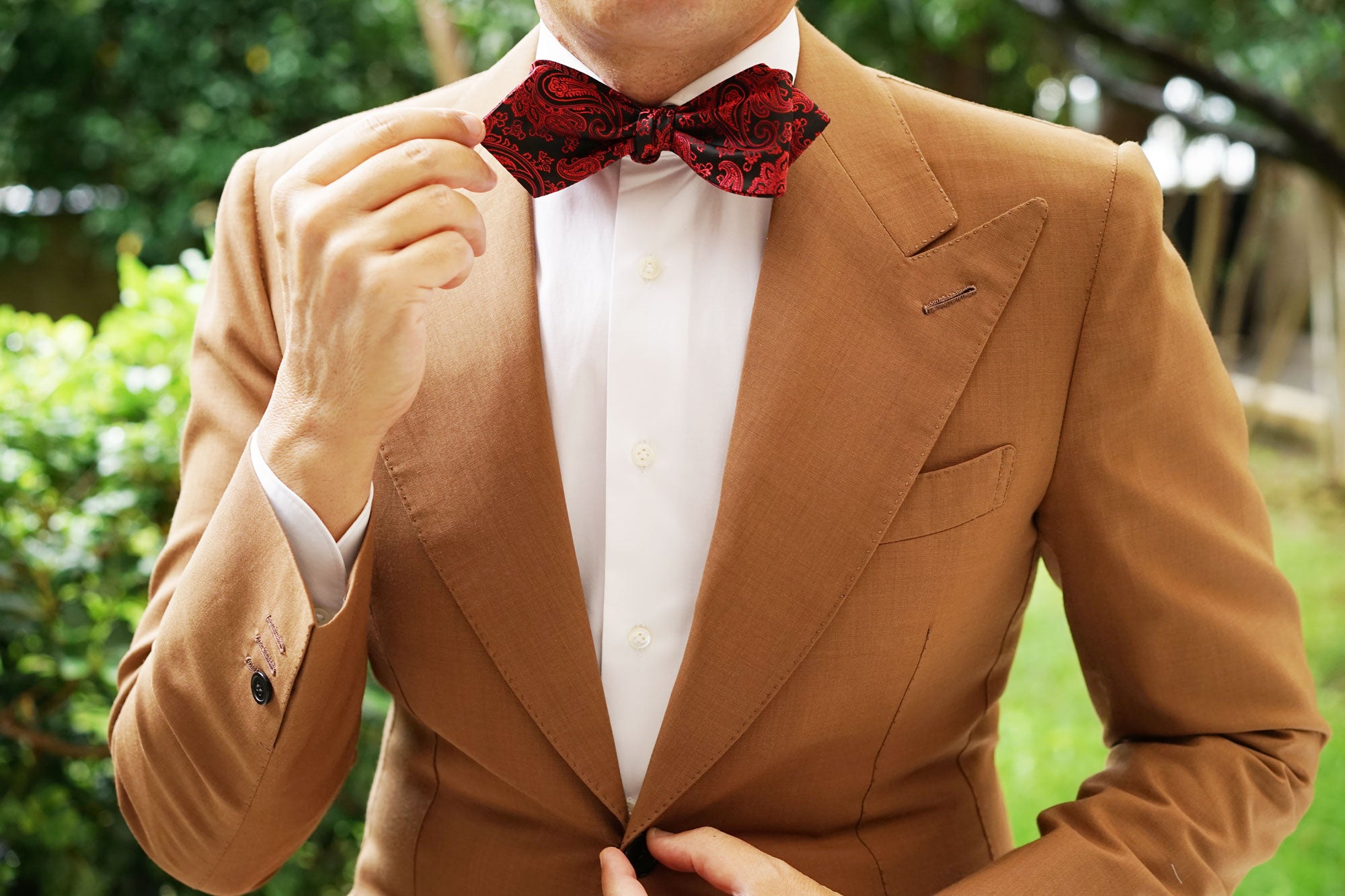 Paisley Red and Black Self Tie Diamond Tip Bow Tie