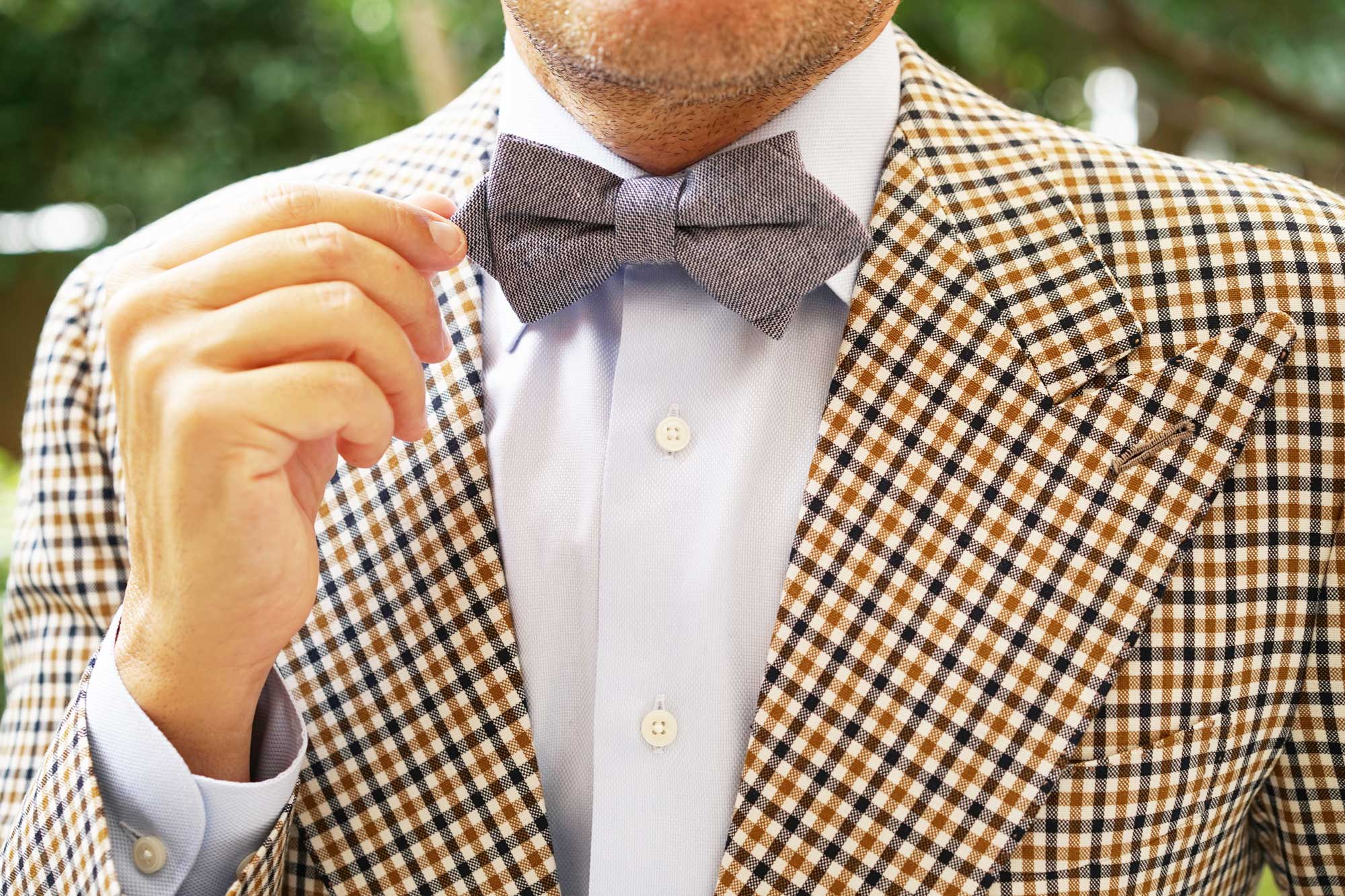 Navy Blue Zig Zag Linen Diamond Bow Tie