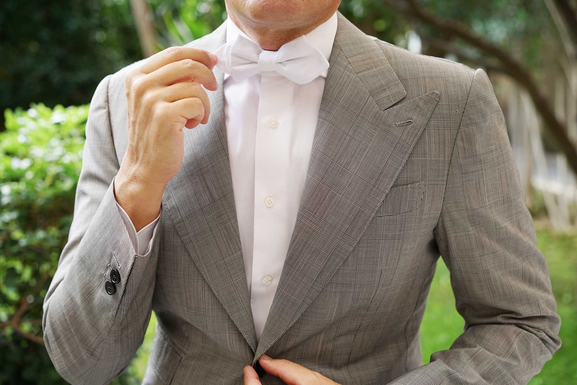 The OTAA White Cotton Diamond Bow Tie