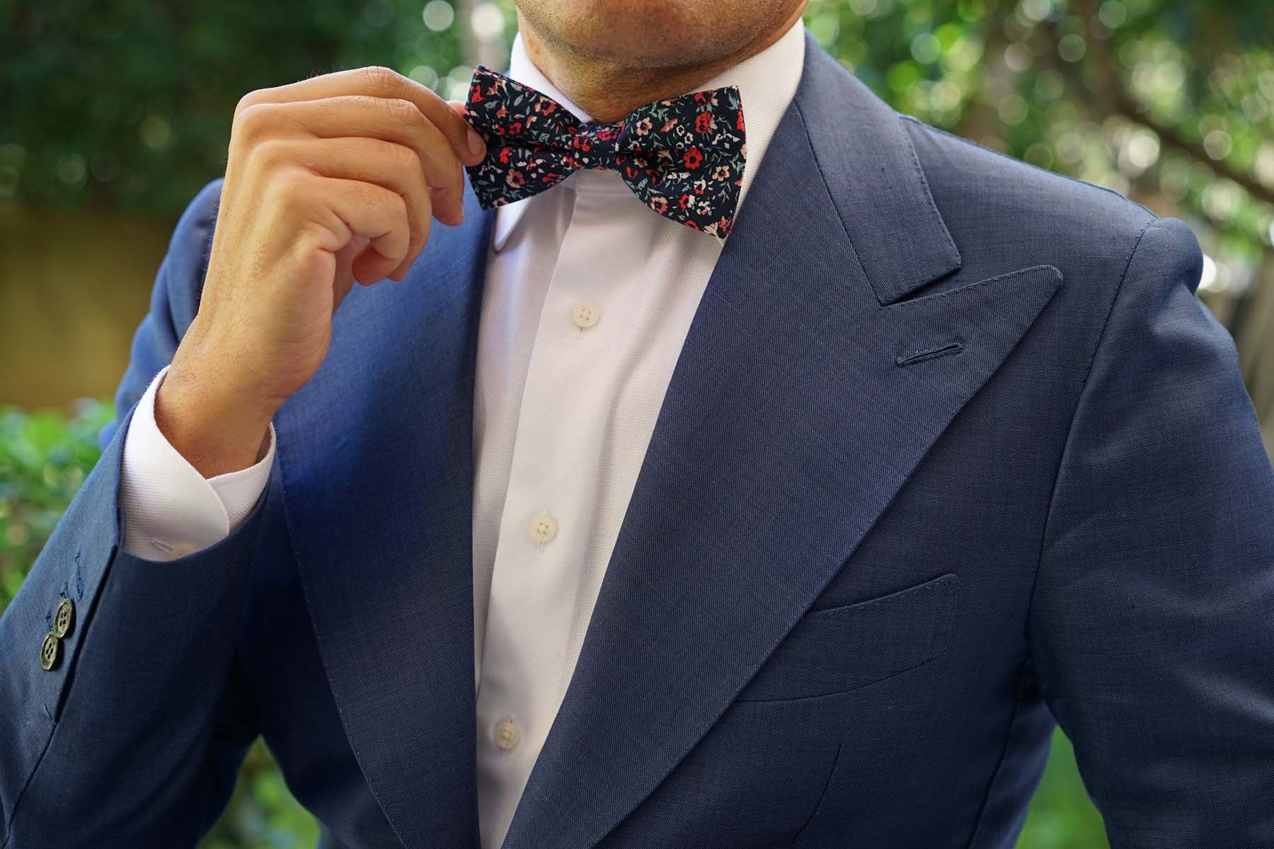 Lisbon Floral Bow Tie