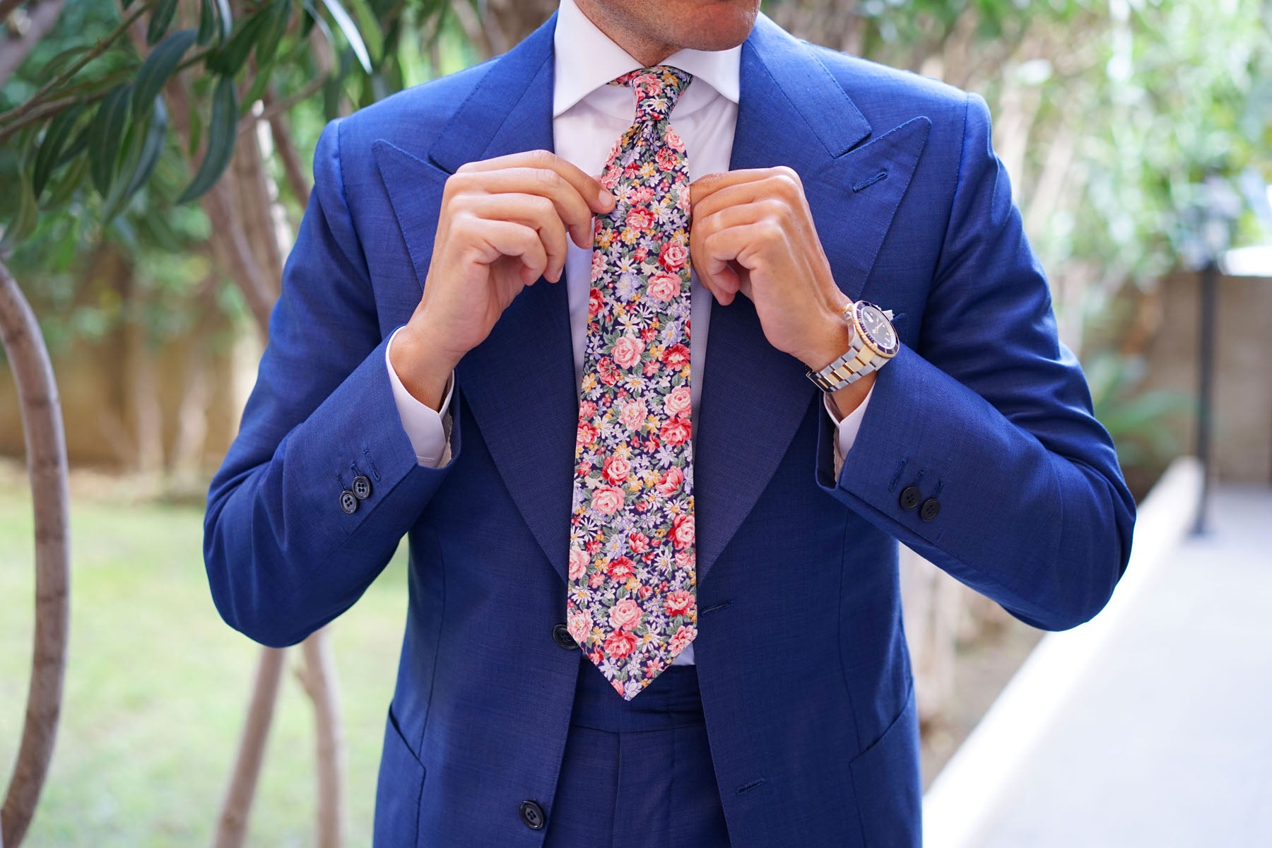 Pink Chrysanthemum Floral Tie