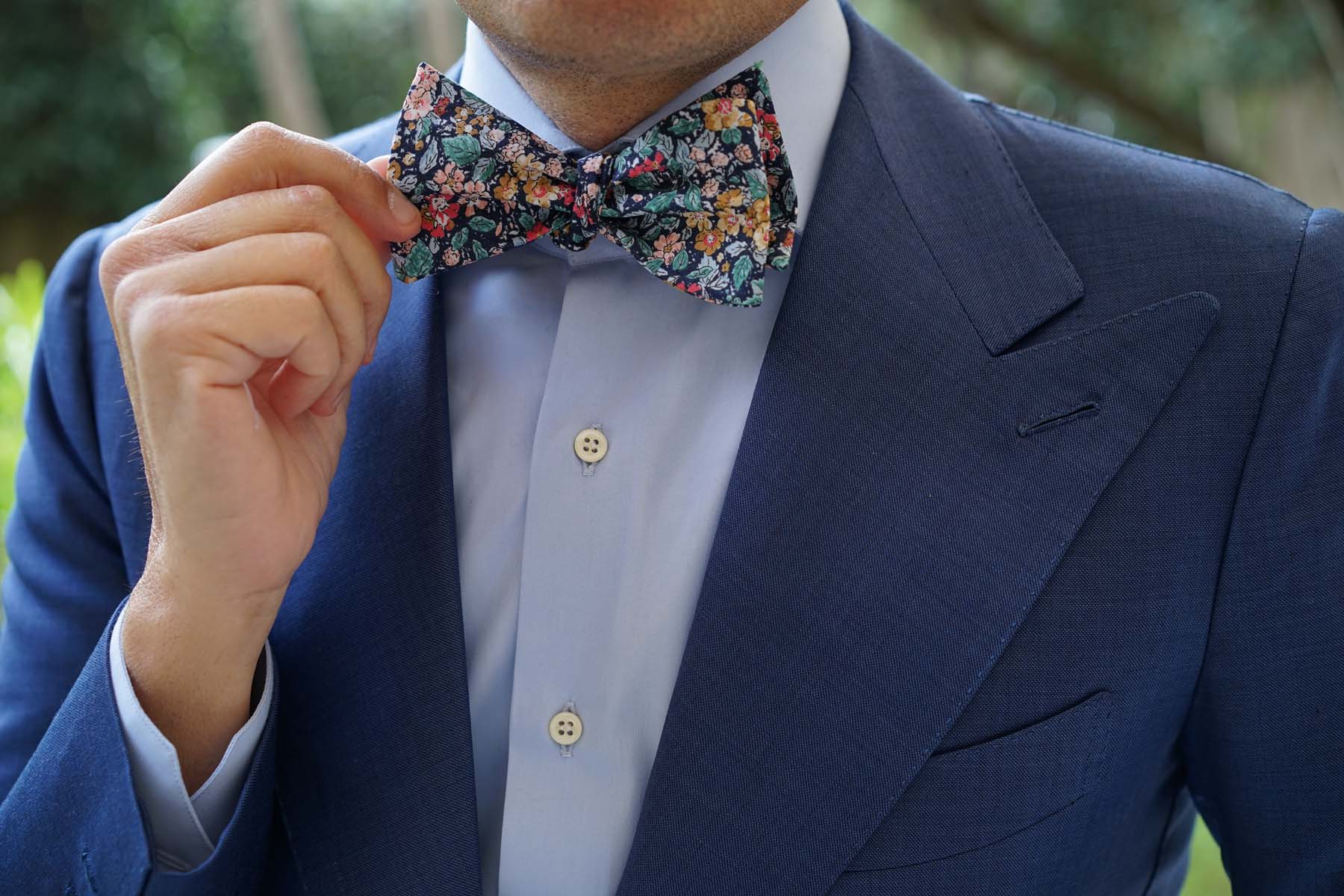 Stura Di Lanzo Floral Self Bow Tie