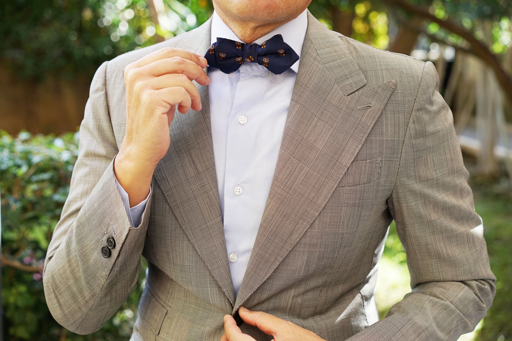 Brown Horned Owl Diamond Bow Tie