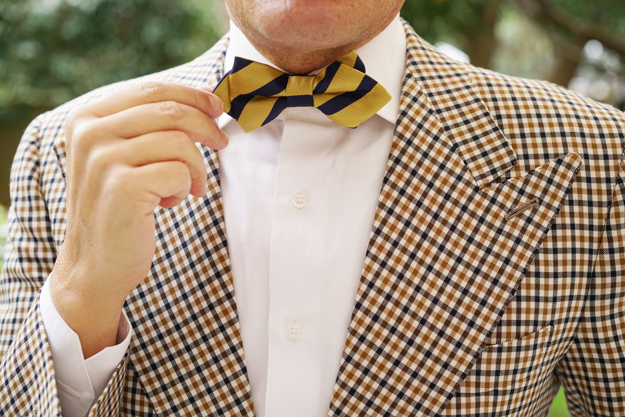 Navy Stripe Yellow Twill Diamond Bow Tie