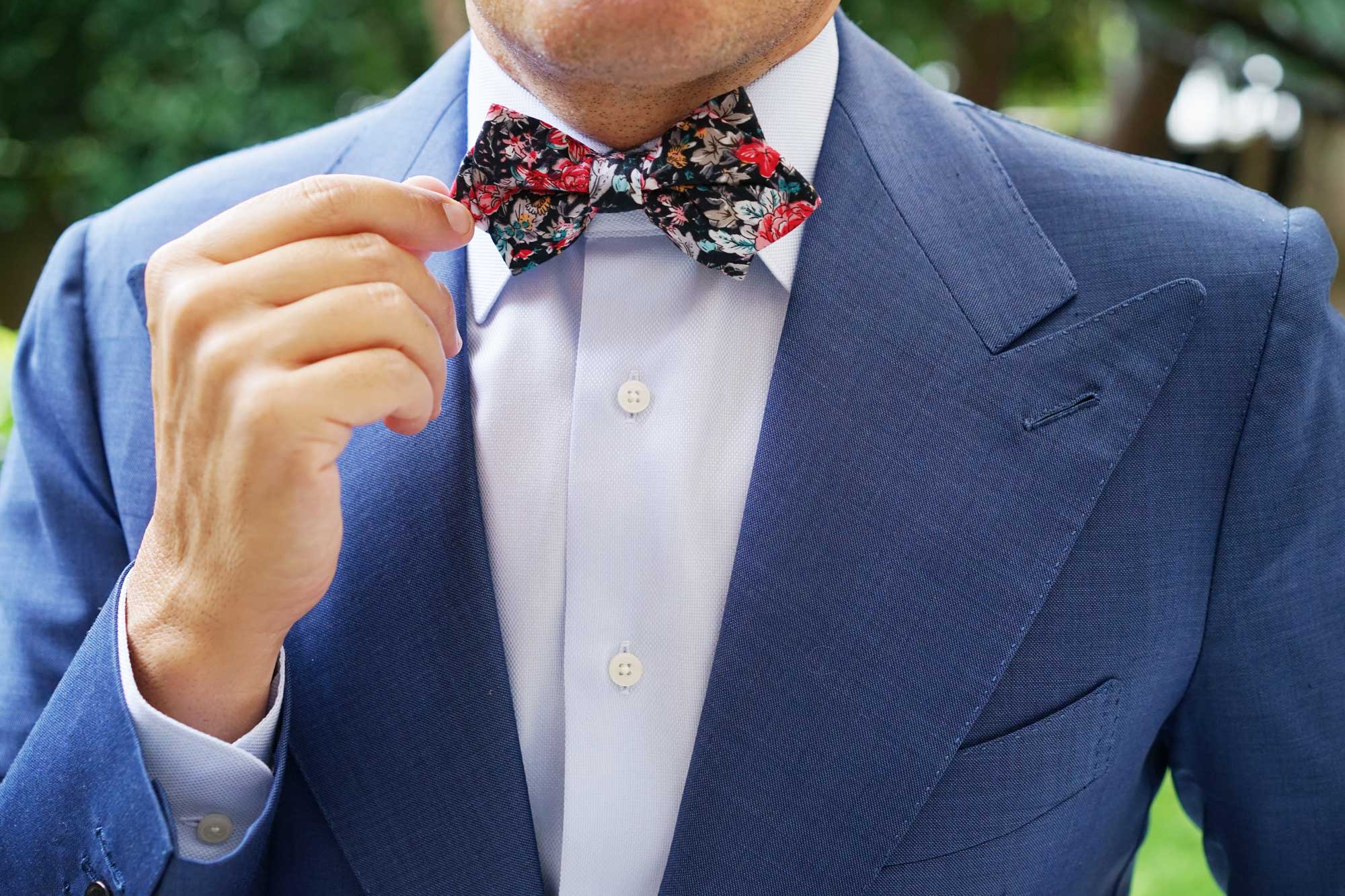 Sardinia Bloom Floral Diamond Bow Tie