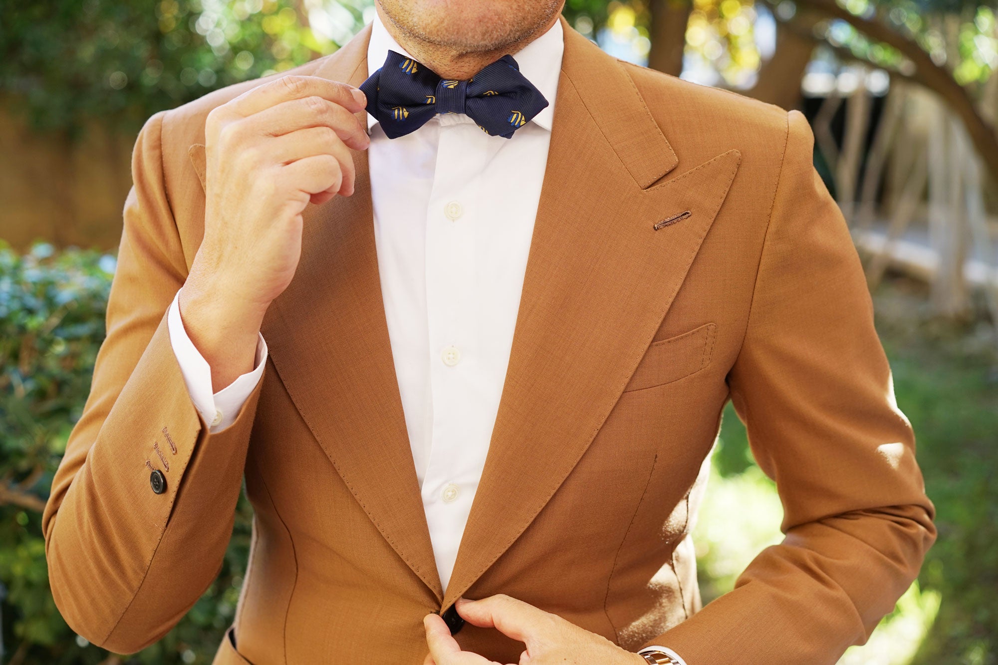 Tropical Fijian Fish Diamond Bow Tie