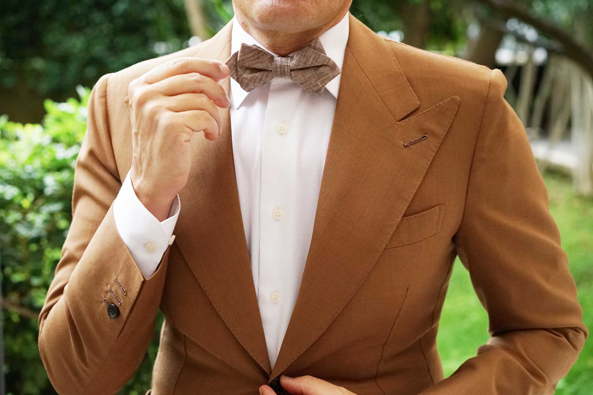 Brown Linen Chambray Diamond Bow Tie