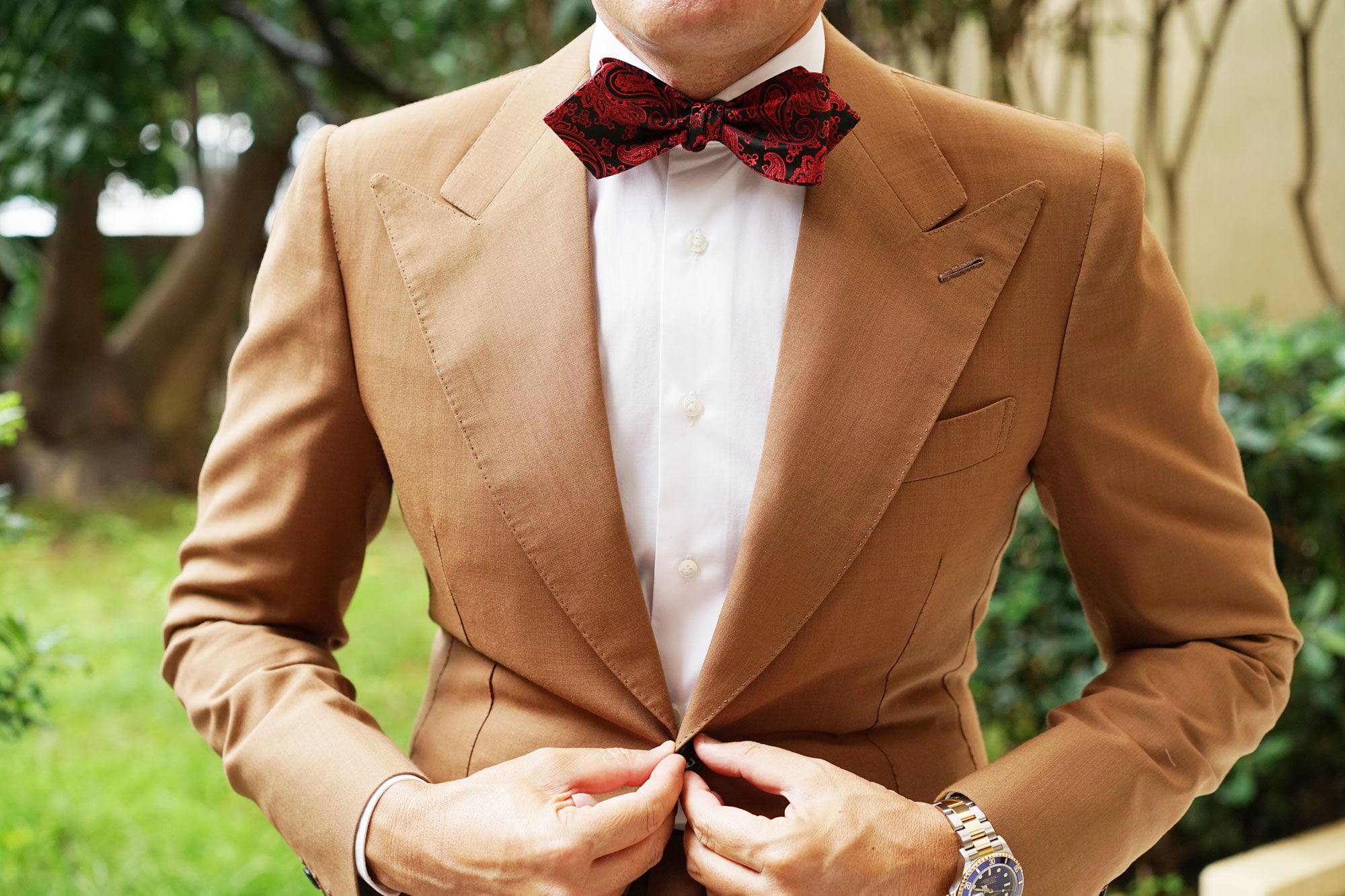 Paisley Red and Black Self Tie Diamond Tip Bow Tie